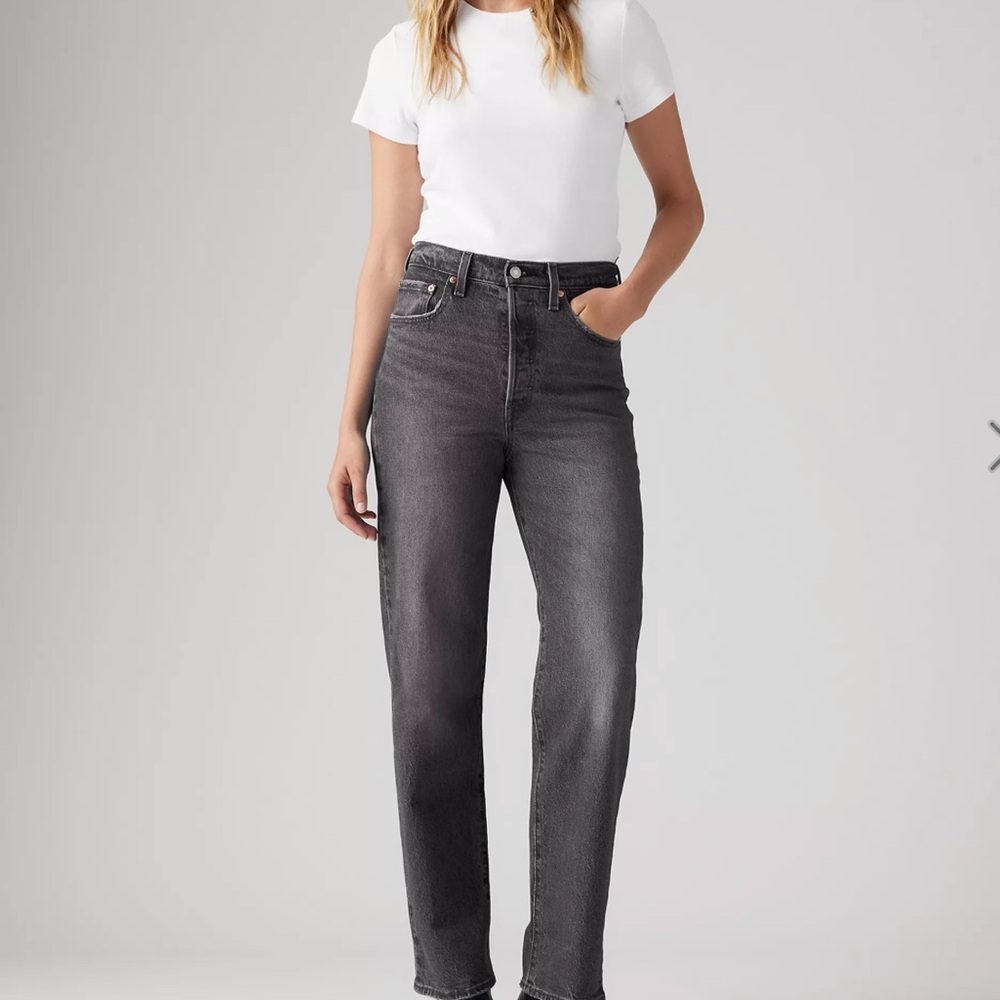 Levi's Women's Straight Leg Gray Jeans